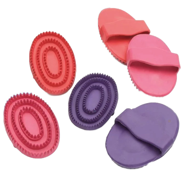 Small Rubber Curry Comb for Horses & Dogs – Gentle Grooming – Removes Mud, Loose Hair & Scurf